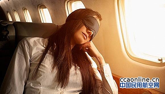 如果飞机座椅变成扭蛋，我们会不会睡得更舒服？