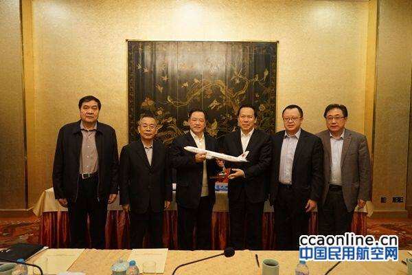 中國航協李軍理事長一行赴東航集團聽取工作意見