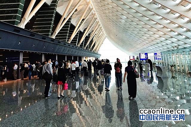 春节加班机减少，台湾旅游业喊痛