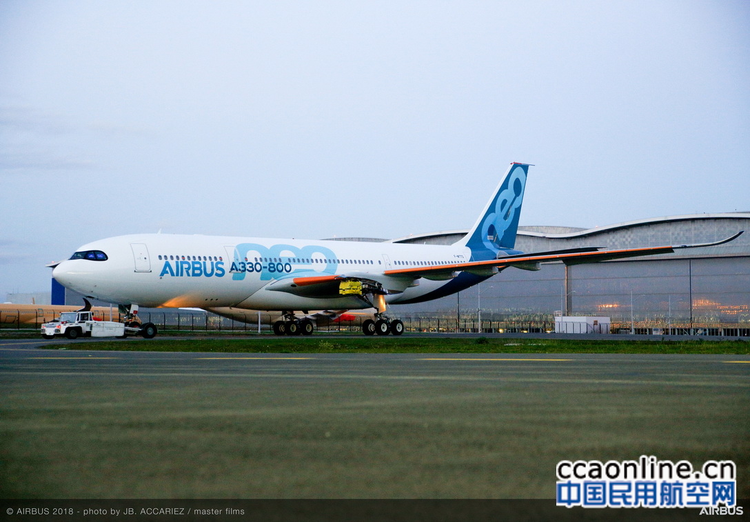 首架全新空客A330-800飞机完成喷漆 距离加入A330neo试飞机队更近一步