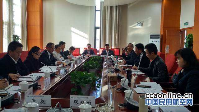 南寧機場副總經理曹海軍一行赴昆明機場考察交流