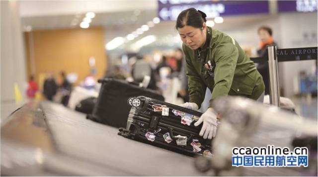 上海机场：4月旅客吞吐量同比增长390.36%