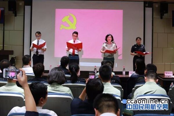 昆明机场安检站:一场精彩的演讲比赛