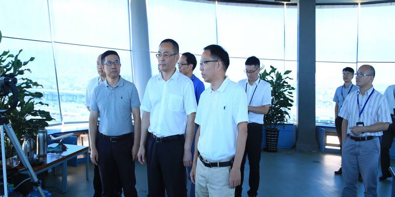 浙江省机场集团董事长王敏走访温州空管站
