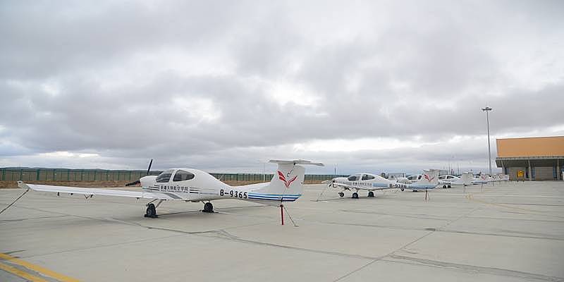 富蕴机场9月保障天翔航院训练飞行5008架次