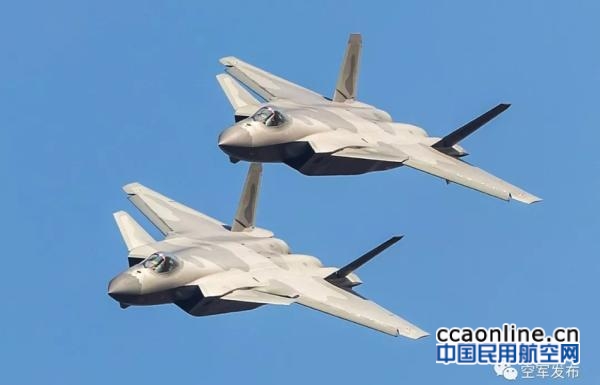 歼-20将以新涂装新编队新姿态亮相中国航展