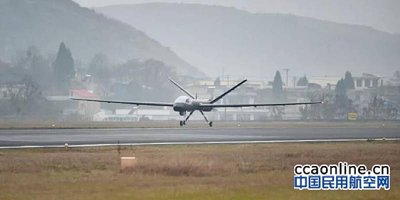 中国首款全复材多用途无人机 “翼龙”I-D首飞成功