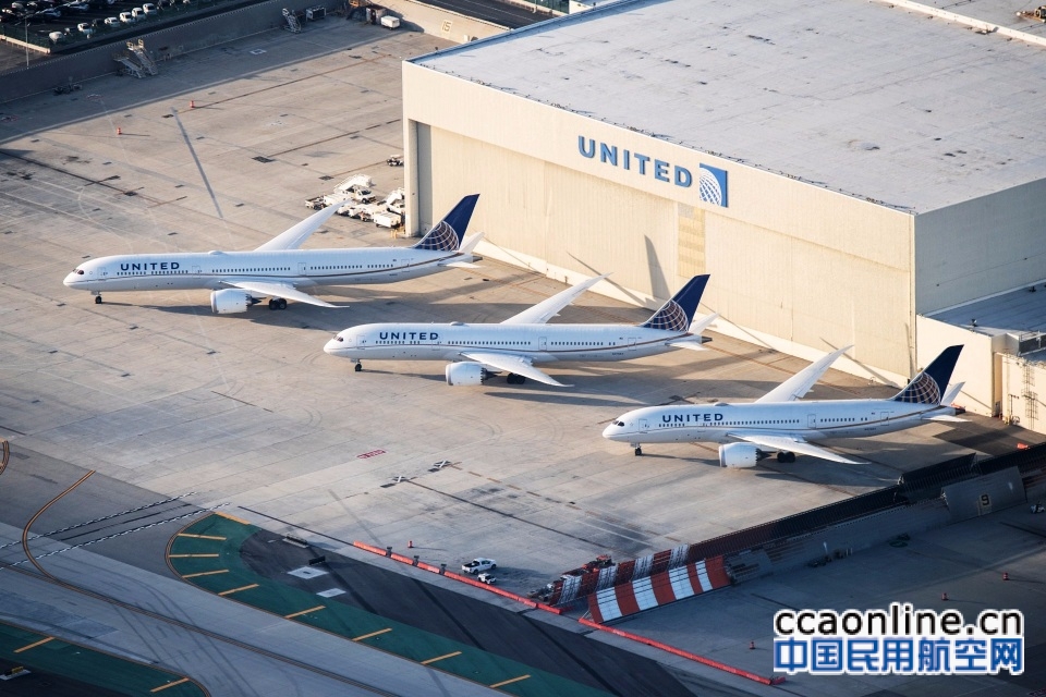 美联航运营787-10，成为全球首家787全系列飞机用户
