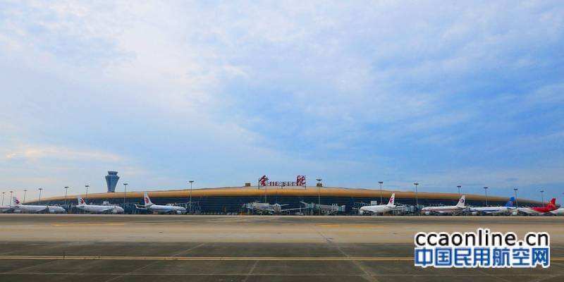 目前航班已恢復起飛 合肥機場積極應對大霧