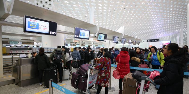 国内航班夜间运行试点，深圳机场已累计保障旅客2万人次