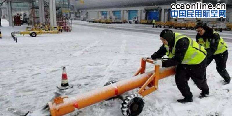 -20度，冰天雪地里的春運護航人