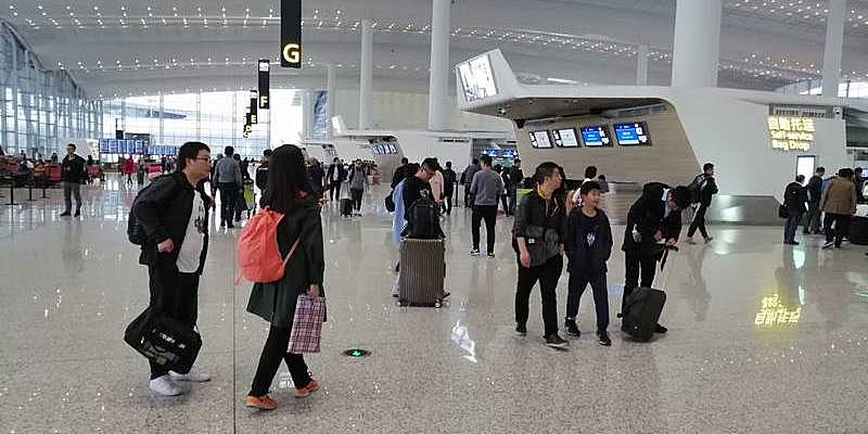 旅客悄然离开白云机场隔离区，各机场对安检后离开规定不一