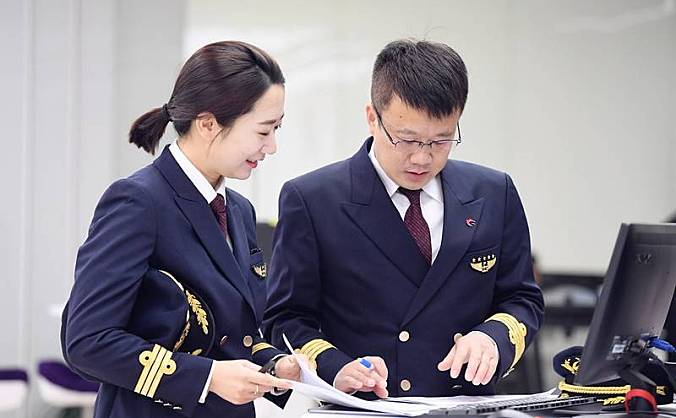 关于对《中国民航运输航空飞行员技能全生命周期管理体系建设实施路线图》征求意见的通知
