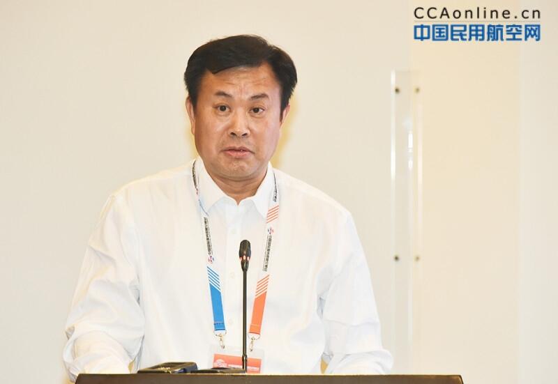 中国民航信息网络股份有限公司副总经理荣刚:轻松自由的新无纸化自助通关