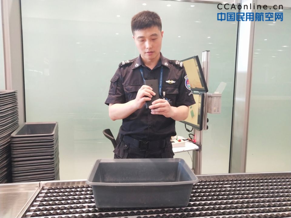 首都机场安保公司房宏永：奉献青春做安全的守护者