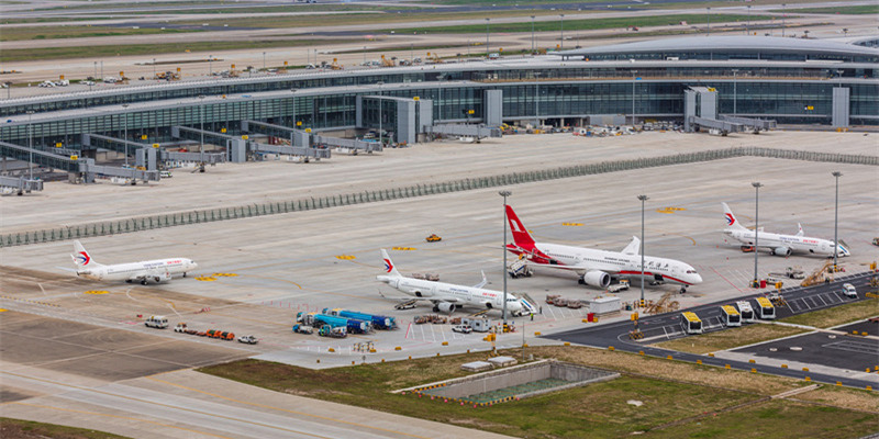 浦东机场三期扩建工程完成开航前最后一次验收