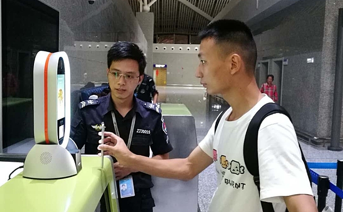 湖南首家，张家界机场先行先试“电子临时乘机证明系统”
