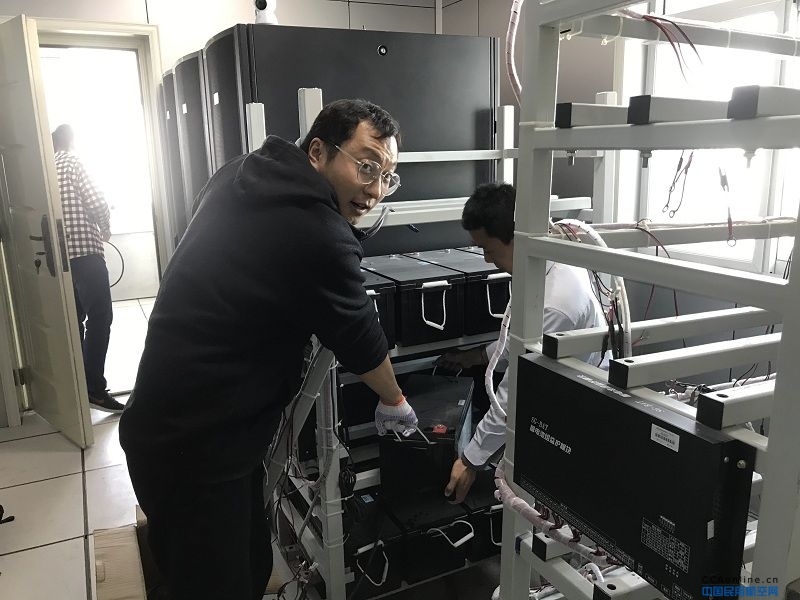 山东空管分局完成泰山遥控台UPS蓄电池更新工作
