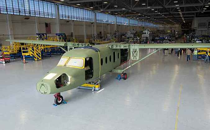 德事隆航空成功完成第一架赛斯纳408空中快车原型机的机身与机翼配装