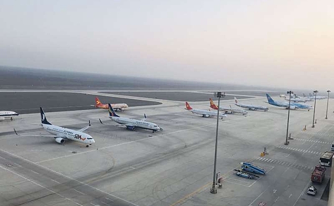 吐鲁番机场备降航班空铁联运初见成效