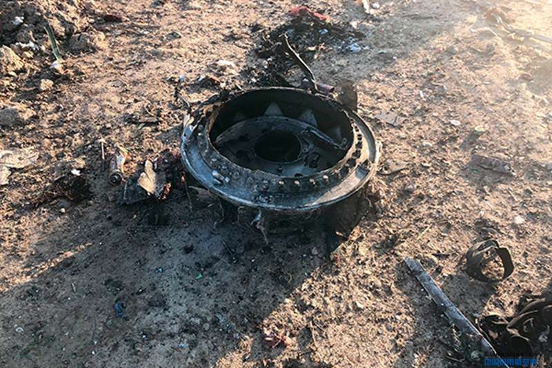 伊朗公布击落乌克兰客机一事的最新调查结果，客机被两枚导弹击中