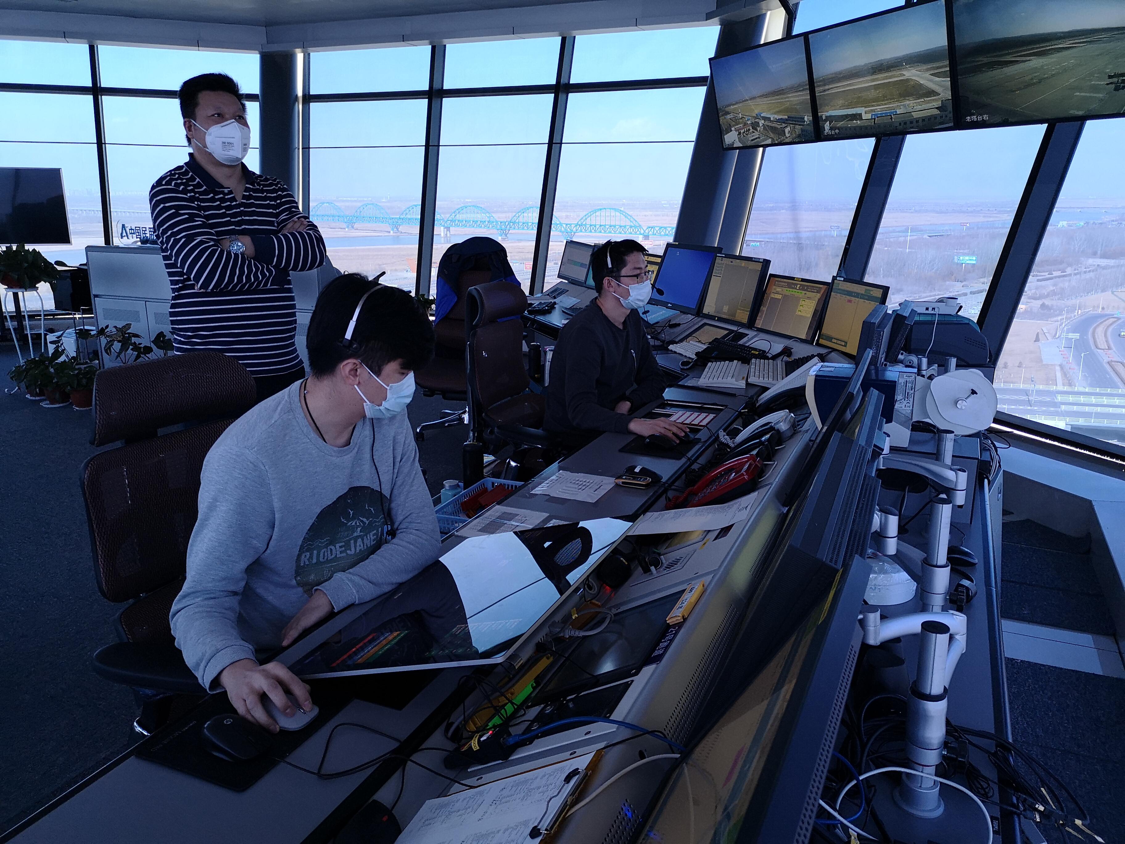 宁夏空管保障宁夏第六批援鄂医疗队出征