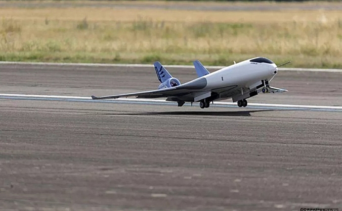空客展示翼身融合体“MAVERIC ”验证机 希望改变客机的设计