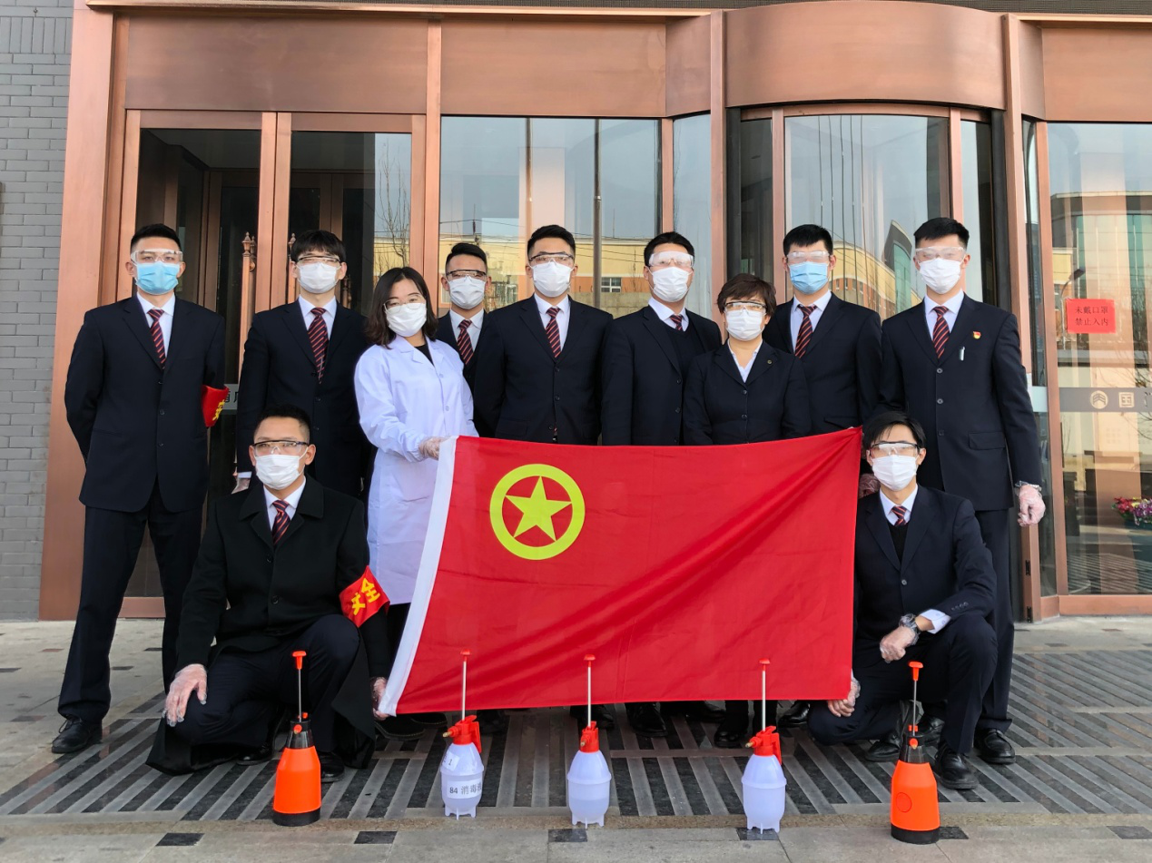 践行雷锋精神，我们在行动         --山东航空空保北京中队开展学雷锋志愿者活动