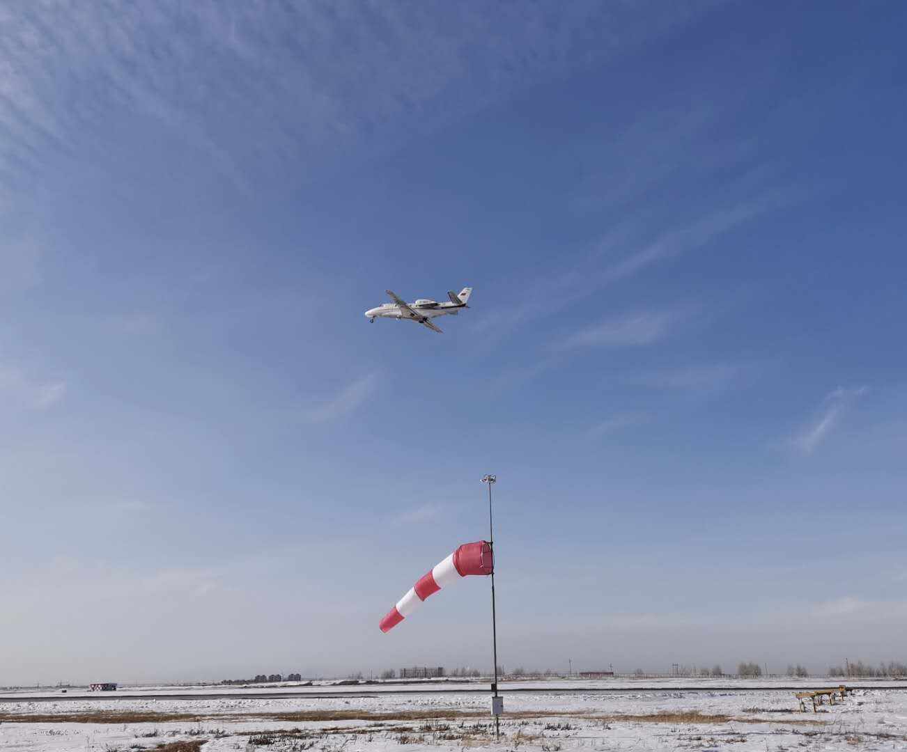 呼伦贝尔机场圆满完成导航设备飞行校验工作