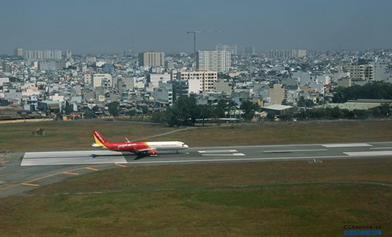 越南各家航空公司自4月16日起开始增加航班频率
