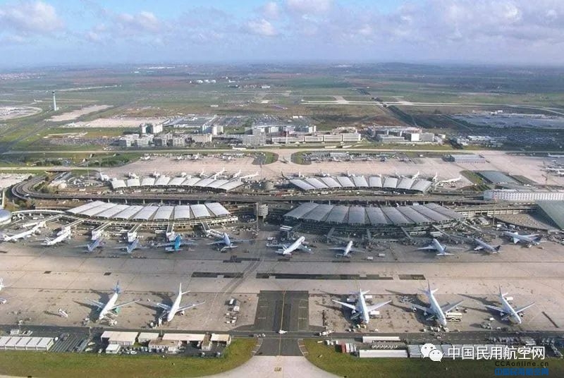 法国决定取消巴黎机场扩建计划