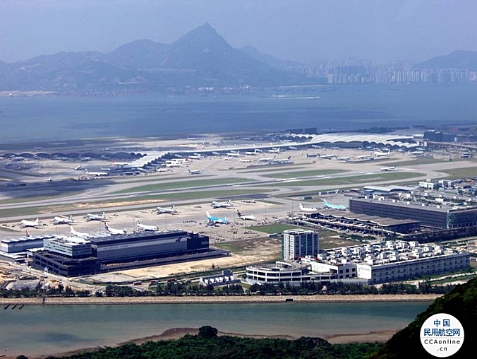 香港国际机场10月份航空交通量公布