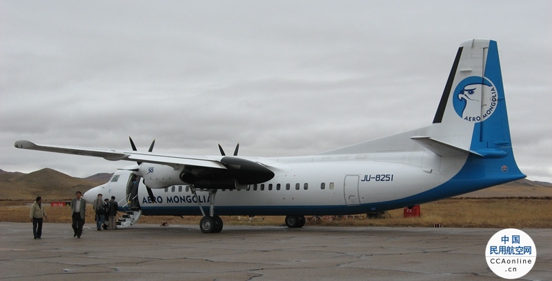 蒙古航空一航班疑似单发失效，挂7700代码备降北京首都机场