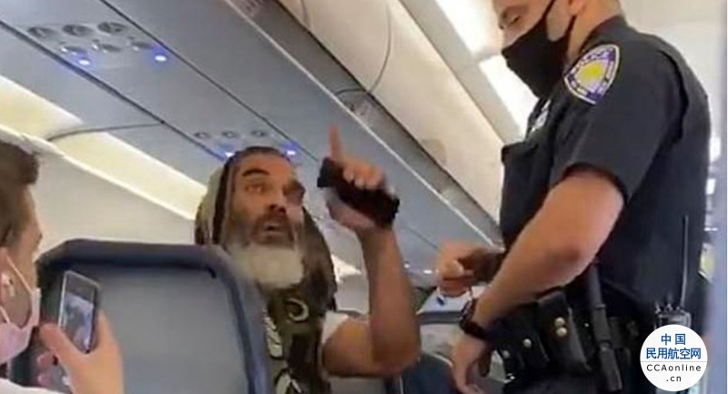 美国一男子登机后因拒戴口罩被精神航空拒载