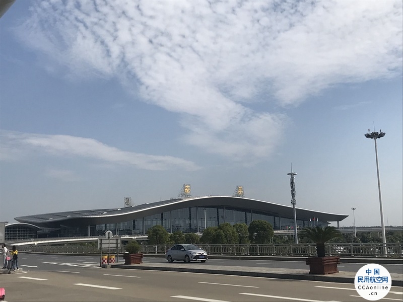 南昌机场航空器机坪管制指挥全面独立运行