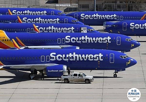 美国西南航空称数十架停飞客机已恢复运营