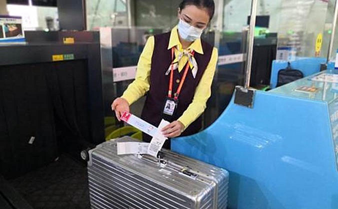 三亚机场行李易碎标识创新升级