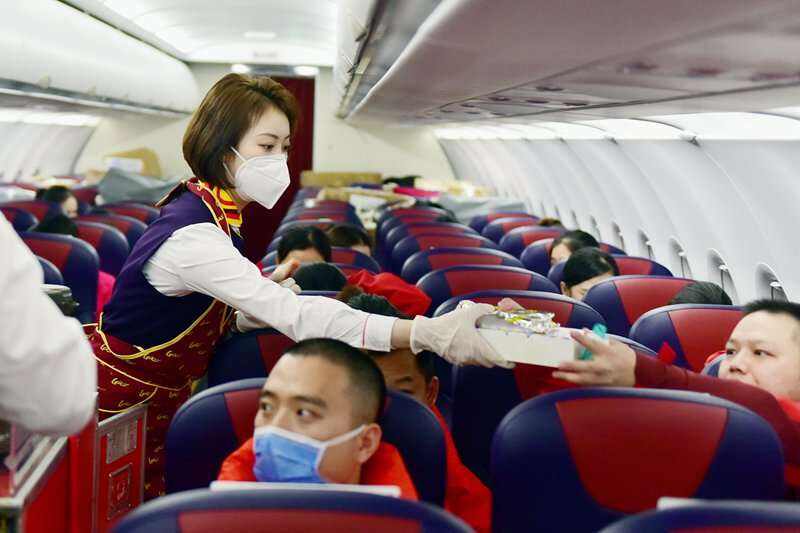 北部湾航空乘务员张旭荣获“民航服务质量品牌建设”先进个人称号