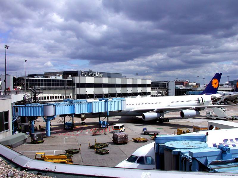 旅客回来了，8月法拉克福机场客流量同比暴涨123%