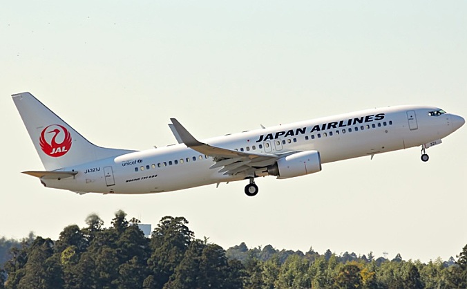 日本一架波音737客机飞行途中窗户出现裂痕 紧急返航