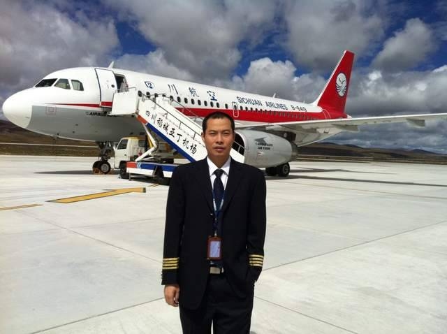 “英雄机长”刘传健已出任川航副总飞行师，将参与成都新机场试飞