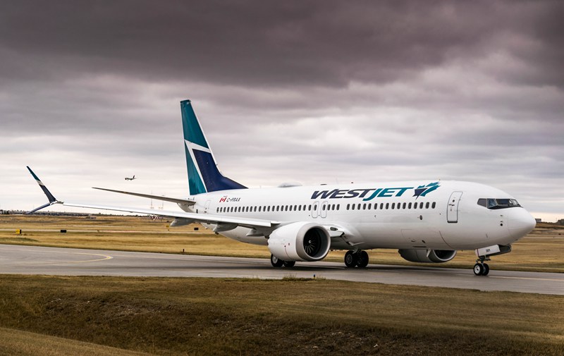波音737MAX加拿大复飞首航 因故障被临时取消