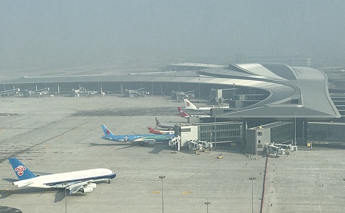 成都天府机场年旅客吞吐量首次突破4000万人次