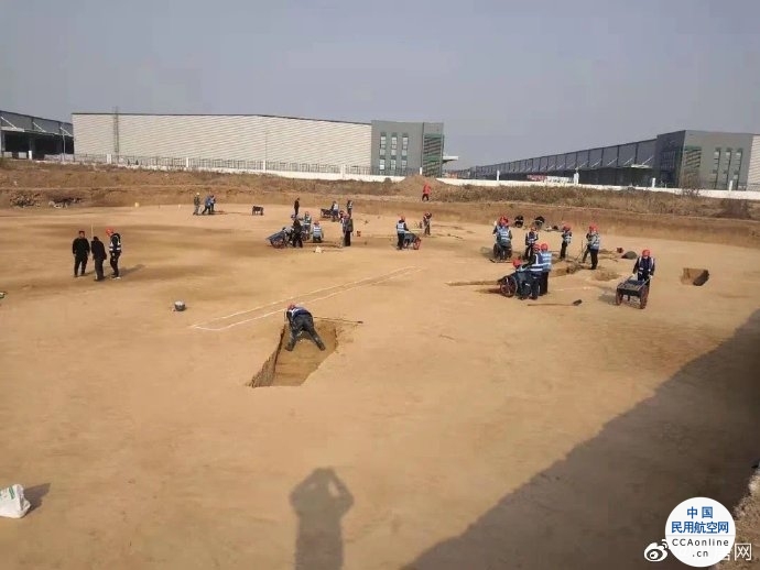 西安咸阳国际机场三期扩建 发现古墓葬3500余座