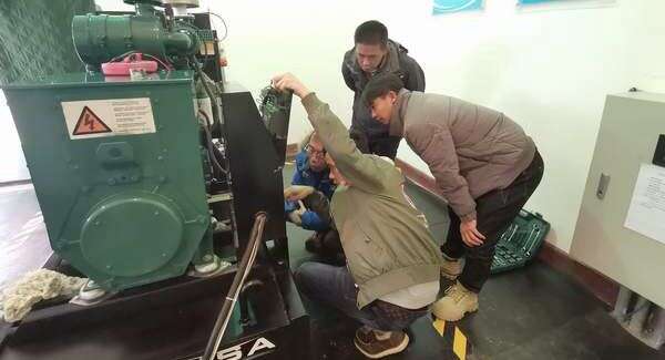 甘肃空管分局完成高台、民勤两台站柴油发电机组深度维保工作