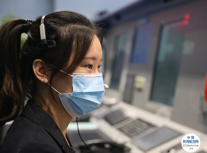 区域巾帼 乘风破浪 ——记新疆空管局空管中心区域管制全体中心女管制员 - 中国民用航空网
