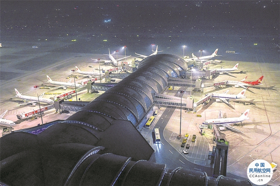 成都航空枢纽旅客吞吐量上半年居全国第一