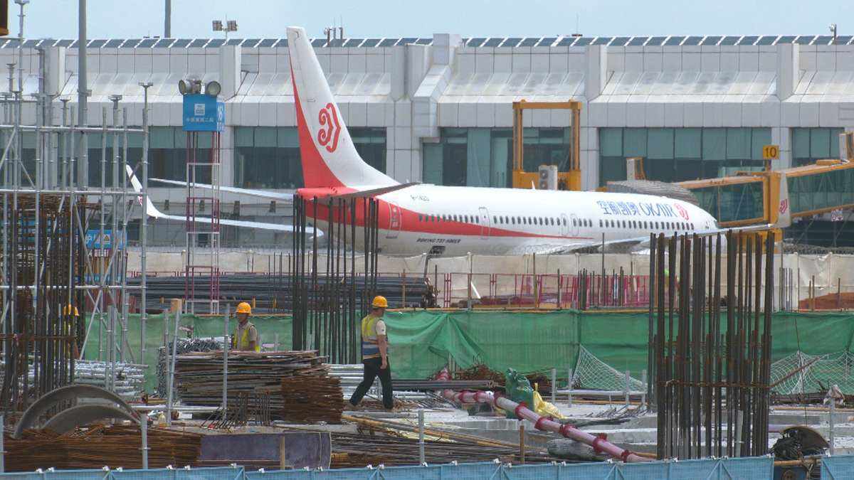 珠海機場改擴建工程地下室結構封頂
