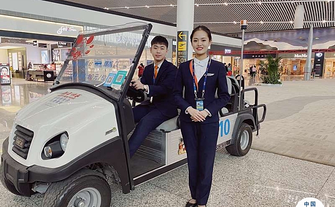 重庆江北国际机场：“四心”举措让老年旅客出行无忧