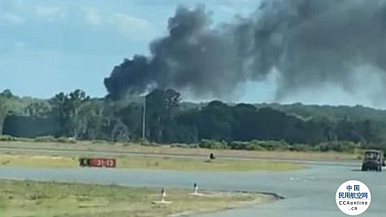美媒：美国佛罗里达州一消防直升机坠毁 致至少1人死亡